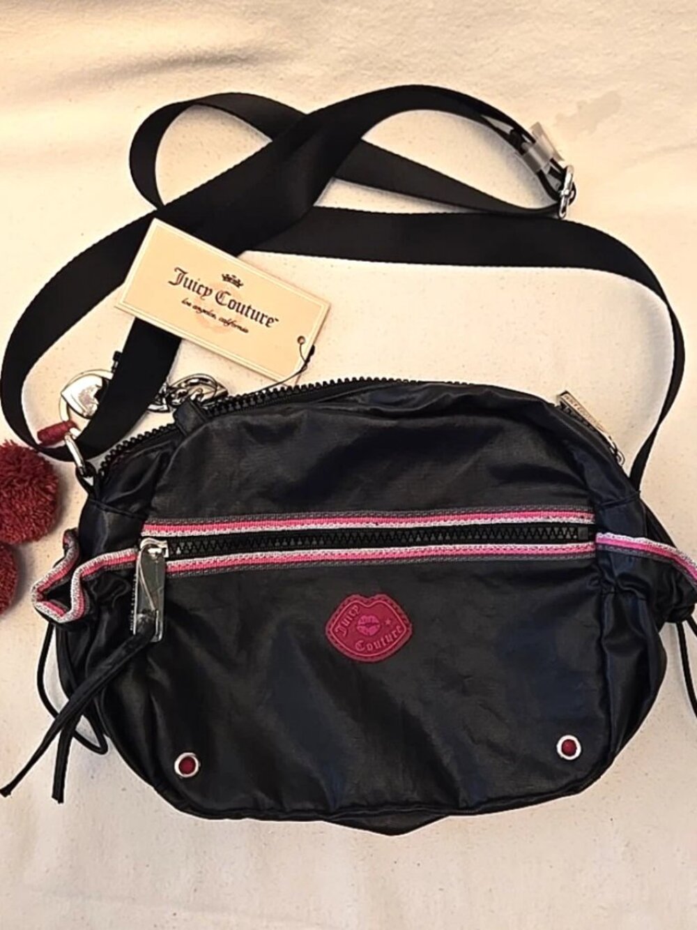 JUICY COUTURE Vintage Black "Mix Master" Crossbody Bag Pink Trim Lips Logo. NWT